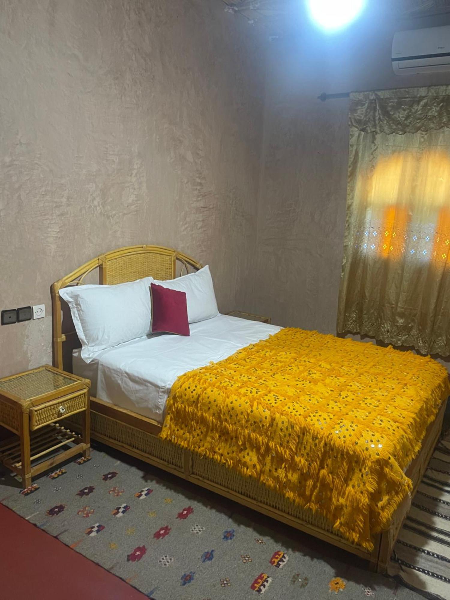 Dar Nadia Bendriss Hotel Tajda ภายนอก รูปภาพ