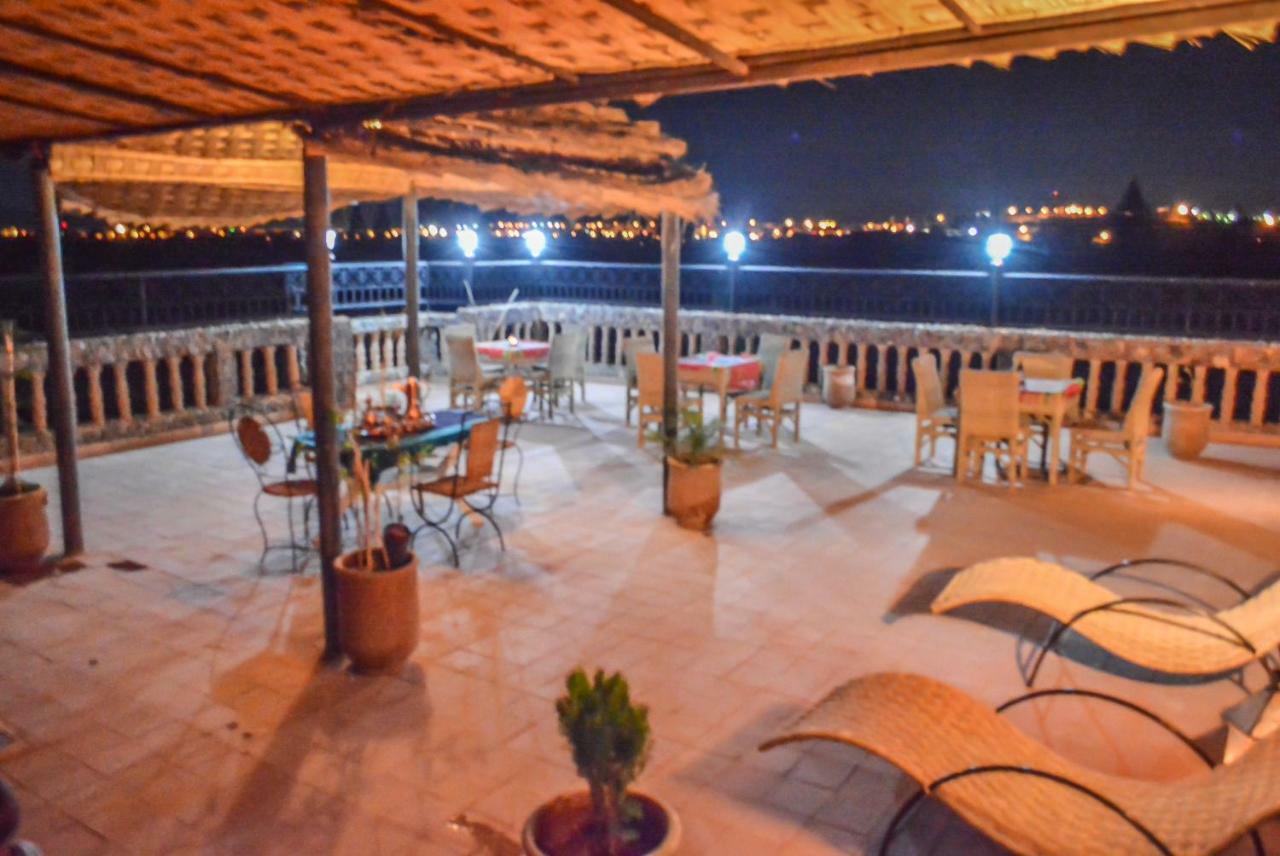 Dar Nadia Bendriss Hotel Tajda ภายนอก รูปภาพ